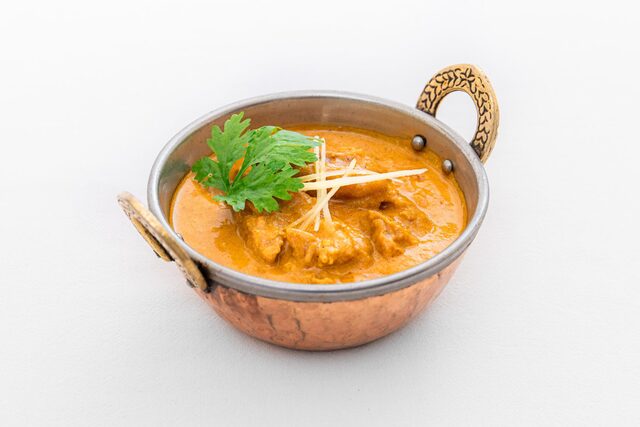 コリ・ヴァルタ・カリー (南インド風チキンカレー)