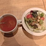 いしがまやハンバーグ ららぽーと富士見  - サイドのサラダとスープ