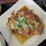 となりの食堂 - 衣の薄い揚げ焼き風