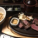 Ginkuma Saryou - タラバとお肉。
