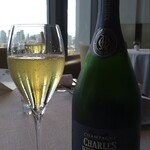 サンス・エ・サヴール - シャンパン