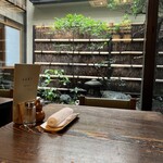 室町砂場 - 中庭側席