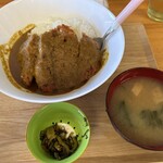 紋蔵 - カツカレー（ランチ）