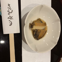 かみその - あわび煮　お通し