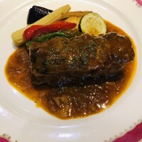 ドラード - スペイン産豚バラ肉の柔らかビール煮込み