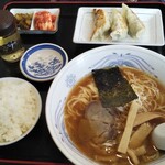 Shokujidokoro Inakaya - ラーメン定食650円