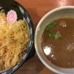 まるとも - つけ麺（トッピング：辛ネギ）