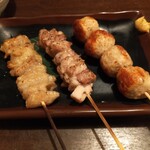 弥助 - 皮　もも　つくね