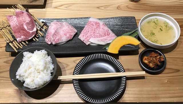 卓上焼き肉コンロ「焼肉屋さん」YNY-1000