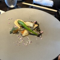 DINING & BAR TABLE 9 TOKYO - 