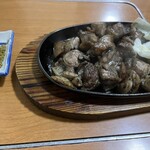 宮崎地鶏 ひなた - 地鶏の炭火焼きトッピング柚子胡椒