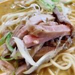 さんくるげ - 細切りチャーシューとネギが相性抜群です。