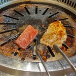 黒毛和牛焼肉ビーファーズ - ほどよい厚みと固さ