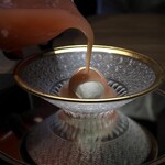 Yama - ラベンダーアイスと桃のソース