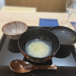 澤田 - 食事③は蛤出汁の雑炊