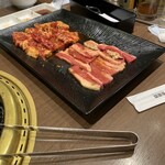 Yakiniku Ya Manyuutei - 