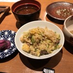 Kagurazaka Irori Nikuyorozu - 土鍋ご飯　激うま