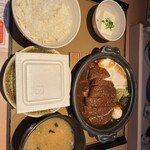 やよい軒 - 味噌カツ煮定食850円とクーポン納豆50円