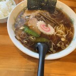 らーめん　ヒグマ - 正油ラーメン¥750