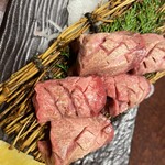 焼肉たかやま - 厚切りタン