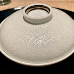 膳処末富 - 薪焼き牛ひれ丼 玉葱ソース