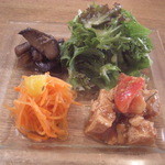 ユニオンサンドヤード - サラダと３種前菜（13-09）