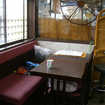 石井菓子店 - 喫茶スペース