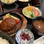 洋食屋牛銀 - ハンバーグ定食   2420円