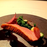 Plaiga TOKYO - ⚫肉料理「フランスオーヴェルニュ  鴨  ブルーベリー」いい火入れ、うま味