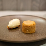 Dos Escenas - アーモンドタルト さつま芋のアイス