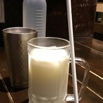 ラマイ - ラマッシーと水 横