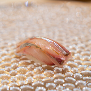 Sushi Yuumu - 高知県縞鯵