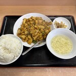 215468568 - 鶏肉の辛子炒め定食、800円