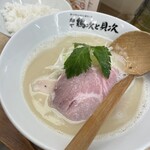 麺や 鶏次と貝次 - 鶏貝そば¥880