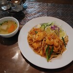 THAI SPICY - パッタイ