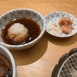 天ぷらめし 金子半之助 - 大根おろしたっぷり　お天塩にあるのが鮭明太と柚子イカ
