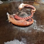 月島もんじゃ おこげ 大宮 - お通しのイカ焼き