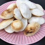 ラフィーの美しい森 - お焼きのような独特食感のチトイ・ピタ、ついに登場! 要予約