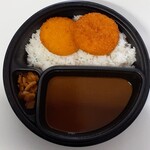 CoCo壱番屋 - 私は、カレーにご飯を入れますが、ご飯にかけるのが正解なのかしら？マニュアルありますかー(-ω- ?)