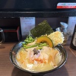 ラーメンとんぼ - 料理写真: