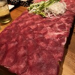 厳選飛騨牛肉料理×個室 居酒屋 箱屋  - 