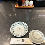 Sushi Izakaya Taru - テーブル