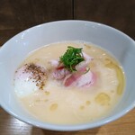 らーめんMAIKAGURA - 【白トリュフ香る鶏白湯麺】