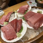 さかなや道場 - 本まぐろ2種おつくり　生本まぐろ赤身　本まぐろ頭肉トロ