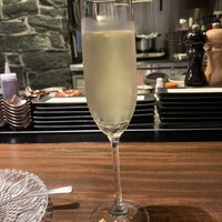 鉄板焼き 牛鳴 - スパークリングワイン