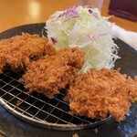 とんかつ玉藤 - 熟成ヒレ3枚定食のメイン