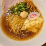 中華蕎麦 くり八 - ピュア醤油らぁ麺900円