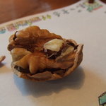 クルミドコーヒー - 割れた胡桃