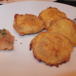 オールドサルーン1934 - 鱈とじゃが芋のブランダード風クロケット ジェノベーゼソース　【　２０１３年９月　】