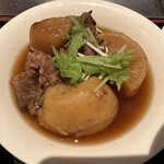 Chousen Hanten - 【2023.8.26(土)】日替わりランチ（牛スジ煮込み＋サンラータンメン）790円の牛スジ煮込み